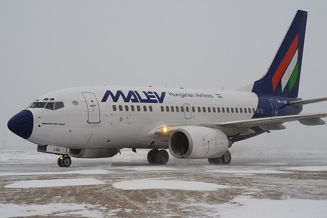 Malev disponibilizează 2.080 din cei 2.600 de angajaţi ai săi