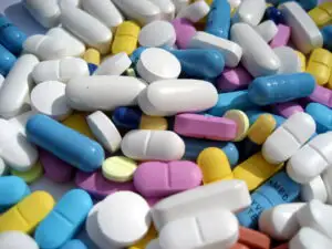 Românii așteaptă până la trei ani pentru compensarea medicamentelor noi