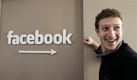 Facebook amână listarea la Bursă pentru sfârşitul lui 2012