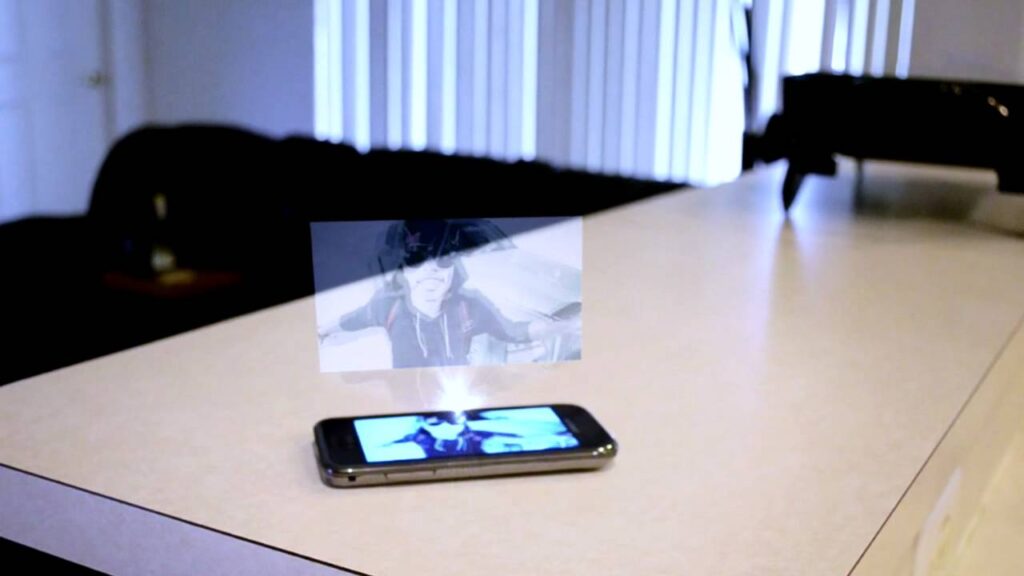 Polonezii lucrează la telefonul cu hologramă