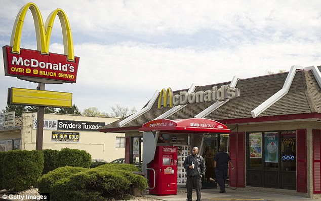 Mărturia unui angajat McDonald’s: “Cumperi marijuana şi poţi primi un Big Mac gratuit”