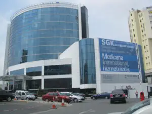 Paradox turcesc: 500.000 de turişti medicali într-o ţară fără medici