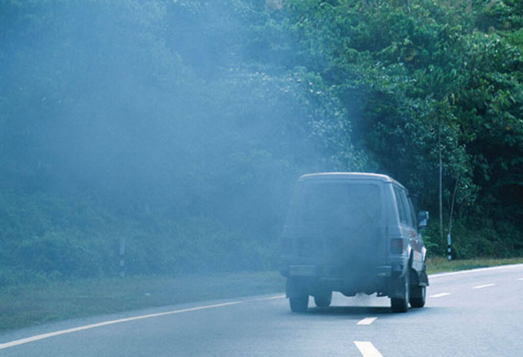 Timbrul de mediu favorizează pătrunderea pe piaţa românească a unor maşini deosebit de poluante