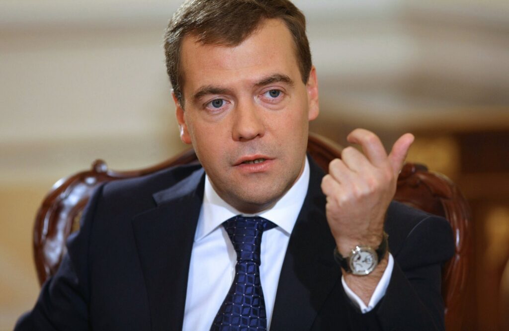 Medvedev: Oricând pot să apară noi „bule” financiare