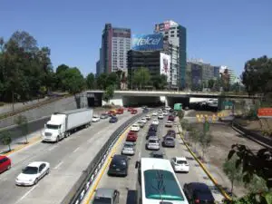 Jumătate dintre locuitorii acestei ţări conduc fără permis