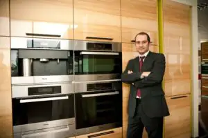 Ce-i interesează pe români, când cumpără electrocasnice premium