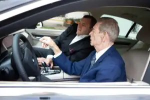 Limuzină BMW Seria 7 cadou pentru Regele Mihai