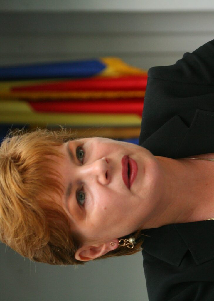 Mona Pivniceru renunţă la funcţia de ministru al Justiţiei