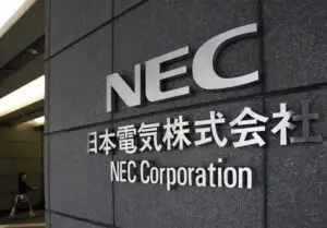 NEC concediază 10.000 de angajaţi