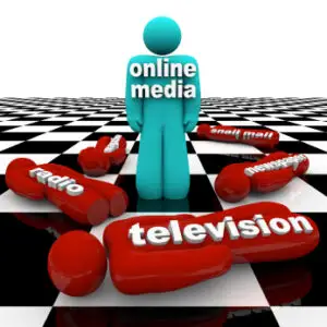 Internetul depăşeşte televiziunea şi devine prima sursă de informaţii, la americani