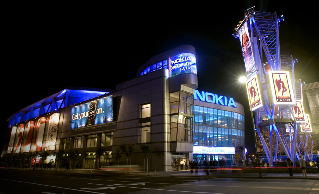 Nokia: Profitul net a scăzut cu 21% în T4