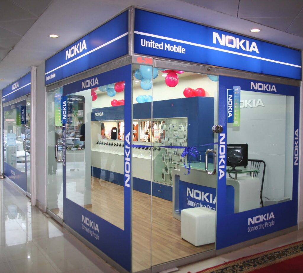 Vânzările Nokia ar putea scădea până la 90 de milioane de telefoane pe trimestru