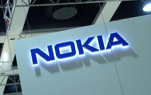 Fitch retrogradează Nokia la „BBB minus” cu perspectivă negativă