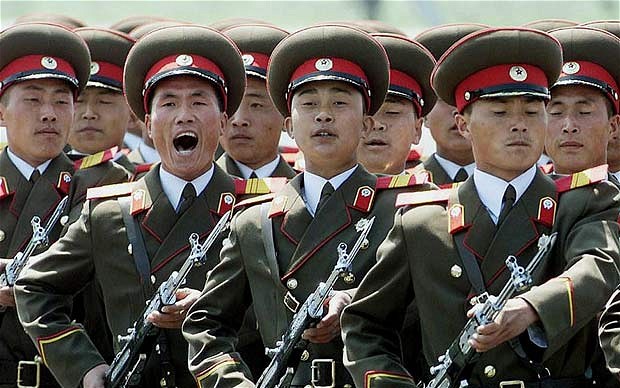 Coreea de Nord îşi întăreşte prezenţa militară în apropierea frontierei