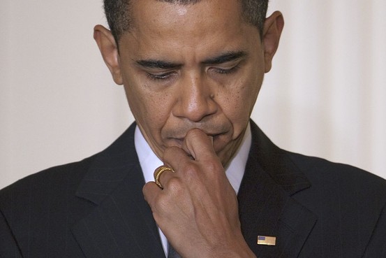 Atac armat în SUA: Barack Obama, foarte emoţionat, vrea „acţiuni semnificative”