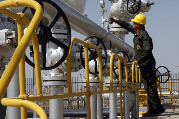 Iranul a oprit exporturile de petrol spre Grecia
