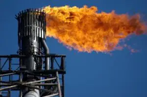 5% din gazele naturale din lume, echivalentul a 20 de miliarde de dolari, sunt irosite