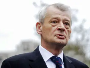 Sorin Oprescu nu crede că praful de pe străzile Bucureştiului vine din Sahara