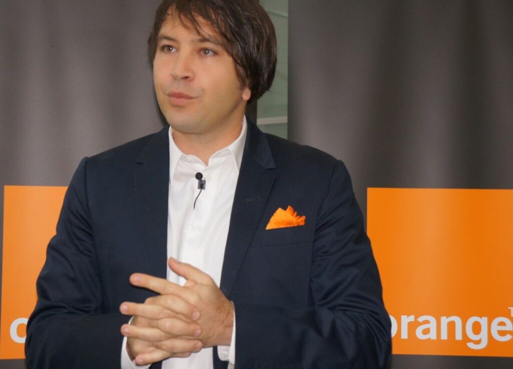 Julien Ducarroz, Orange: Anul acesta se vor vinde între 1,5 şi 2 milioane de smartphone-uri