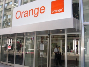 Clienţii Orange nu vor mai sta la coadă în magazine