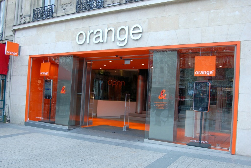 Cu ce ofertă vine Orange de Sărbători