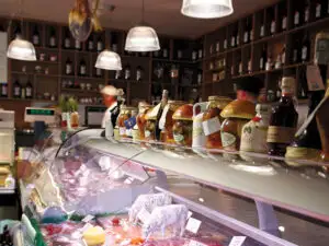 Fondatorii Mega Image au cumpărat restaurantul Osho