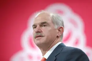 Băncile greceşti ar putea fi naţionalizate