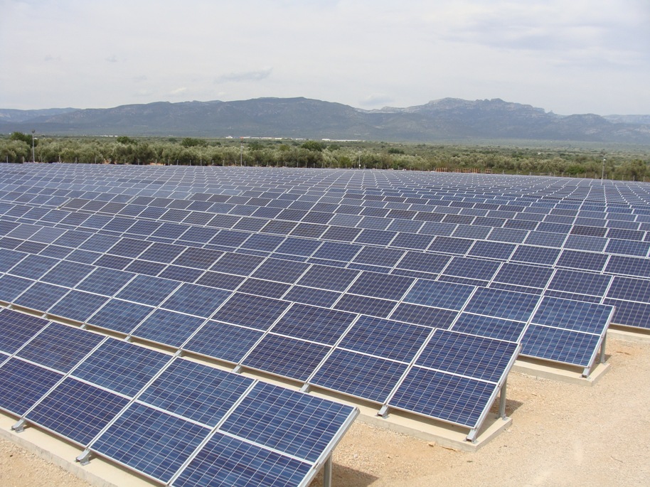 Clujul va avea cel mai mare parc fotovoltaic din ţară