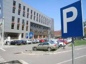DEZBATERE: Parcările din planul lui Oprescu sunt de 4 ori mai scumpe decât cele ale investitorilor imobiliari