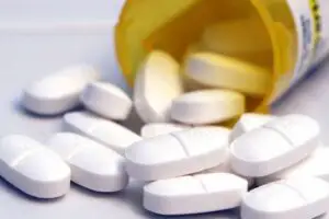 Scăderea prețului de decontare al medicamentelor poate aduce sfârșitul genericelor