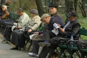 Majorările de pensii programate pentru 1 ianuarie 2012 vor fi amânate până în 2014