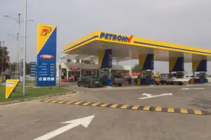 Oferta privind vânzarea acţiunilor Petrom pe bursă va fi finalizată până la sfârşitul lui iulie