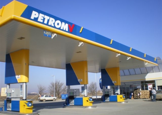 Oferta de vânzare a 9,84% din acţiunile Petrom începe să se deruleze de luni