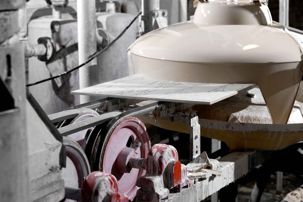 Taxele anti-dumping aplicate produselor din China relaxează producătorii de plăci ceramice