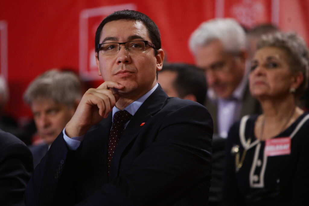 Ponta: „Vrem modificarea constituţiei, dar făcută de un Parlament ales legitim”