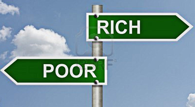 DW: Se adânceşte prăpastia dintre săraci şi bogaţi
