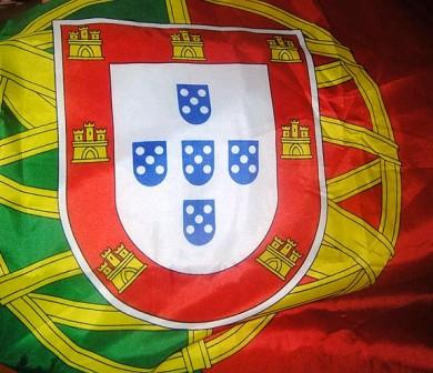 Parlamentul portughez votează o rectificare de buget pentru a veni în ajutorul băncilor
