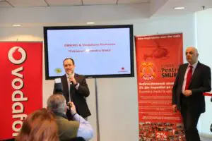 Vodafone România donează 260.000 de euro pentru dotarea ambulanţelor SMURD