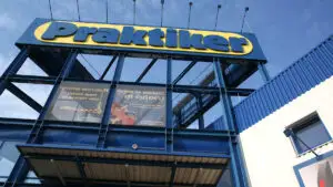 Praktiker vrea să se retragă din România