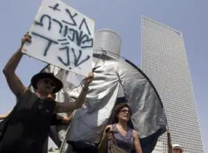 Deputaţii israelieni au găsit rezolvare la criza locuinţelor: Extinderea colonizării în teritoriile palestiniene