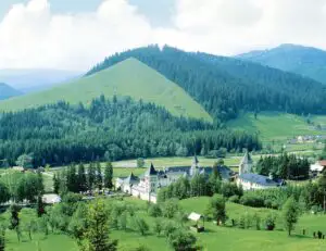 Vacanţa de Paște la mănăstire