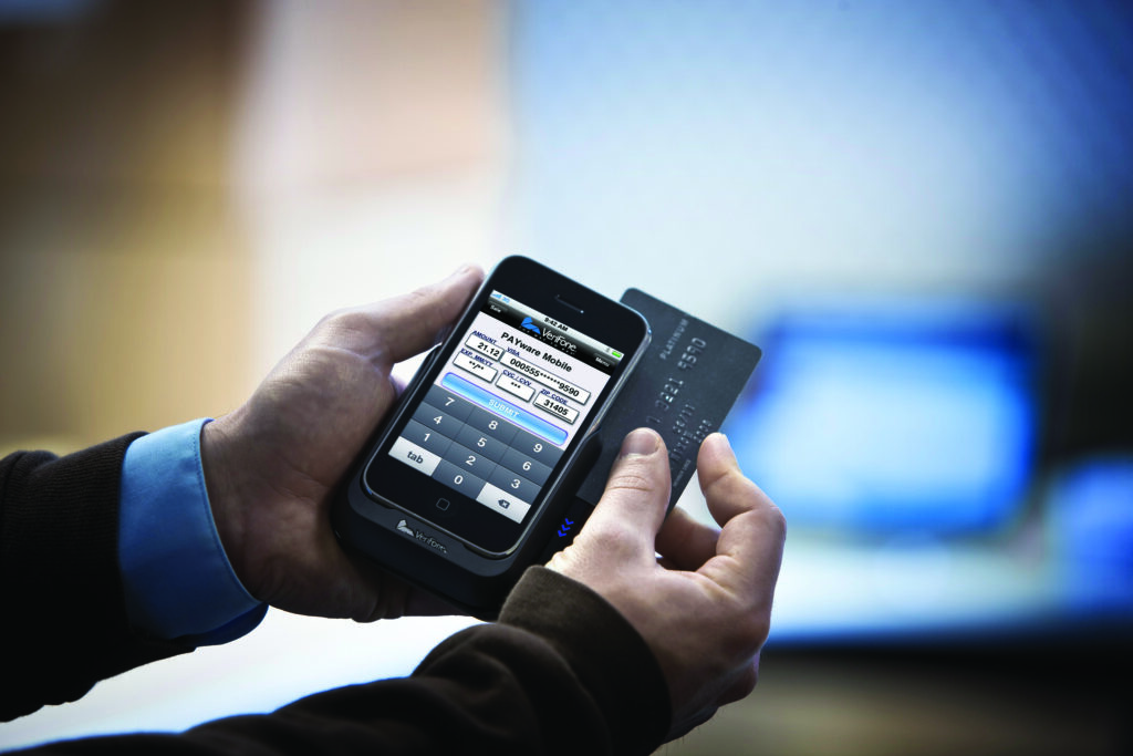 Inovaţie de la ING: primul sistem de plată a facturilor prin intermediul smartphone-urilor