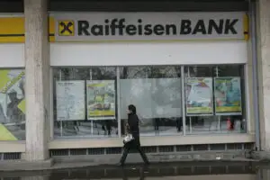 Raiffeisen Leasing a finanțat de 5 ori mai multe bunuri în 2010 comparativ cu 2009