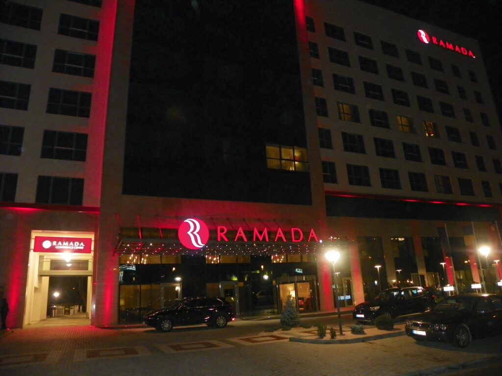 Investiție de 20 de milioane de euro într-un hotel Ramada la Pitești