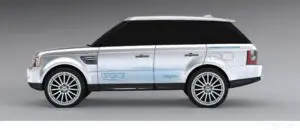 Range Rover Sport se conectează la priză