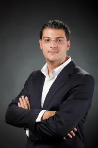 De la blogging la PR