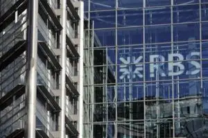 Băncile europene vând active de 40 miliarde dolari din cauza înrăutăţirii crizei