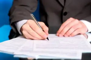 DECIZIE: Guvernul a prelungit termenul de înscriere în REVISAL