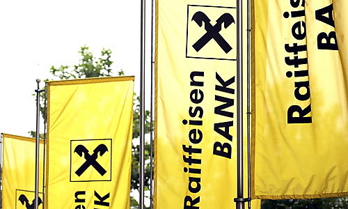 Raiffeisen Bank International a încheiat 2011 cu un profit net de 968 milioane de euro