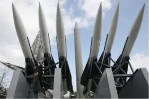 Coreea de Nord nu stăpâneşte tehnologia de miniaturizare nucleară